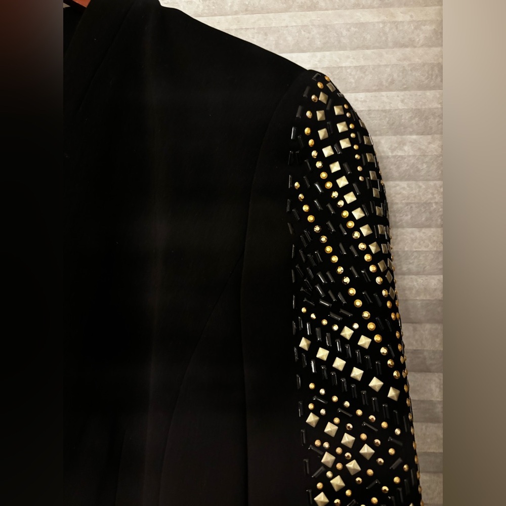 Cache Black and Gold Embellished Blazer - size 0 - Picture 4 of 7